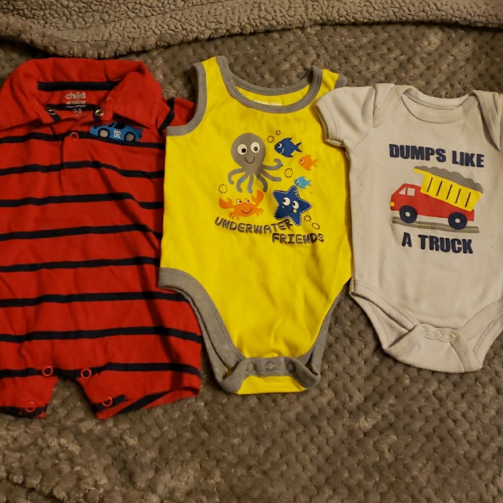 0-3 boys bodysuit